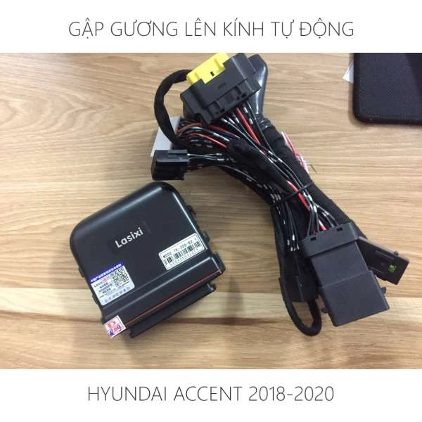 gap-guong-len-kinh-hyundai-ACCENT-2018-2020